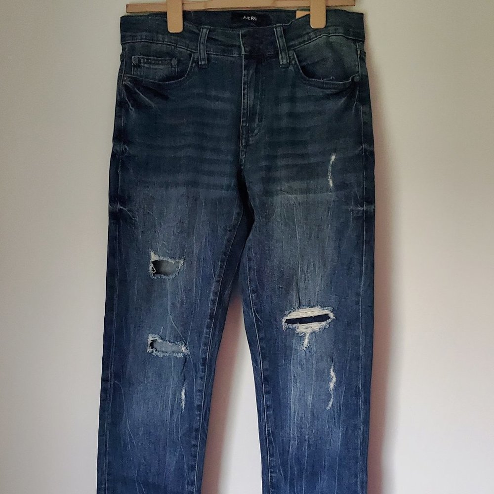NWT AERO Women's Mid Rise Slim Fit Blue Jeans Distressed Ripped Style Weekend 28